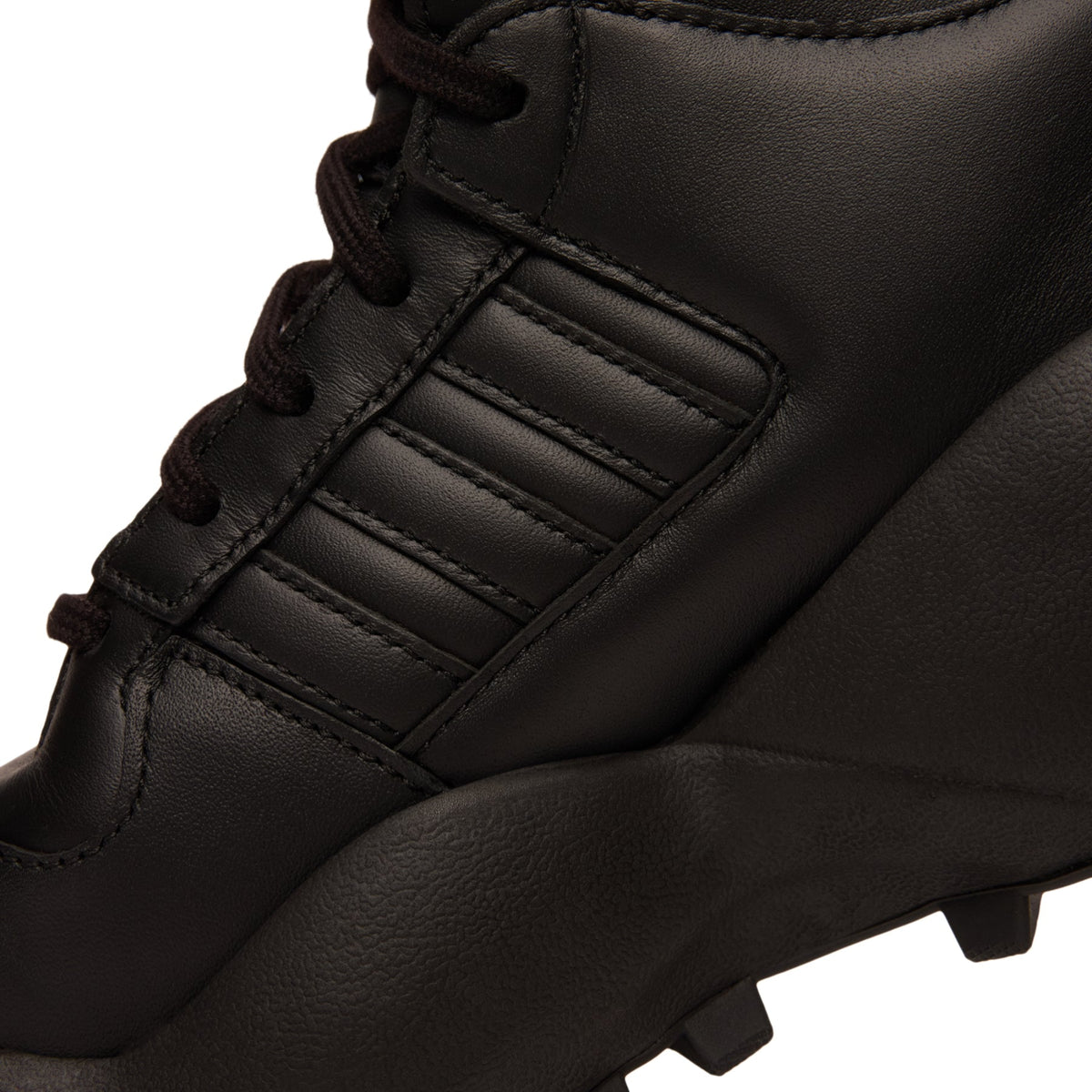 Adidas Chavarria Forum Boot Mid (CBLACK/CBLACK/CARBON)