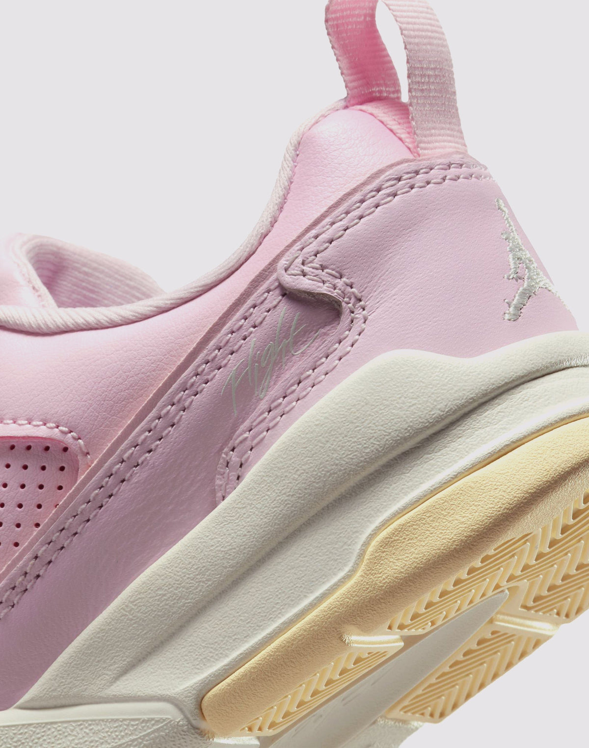 Jordan Flight Court Preschool Girls' "Pink Foam/Sail/Muslin"