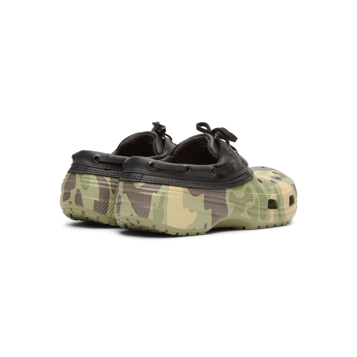 Crocs Classic Duck Camo Boat Shoe  (Black/Cargo)