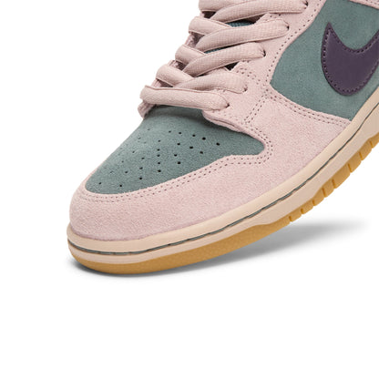 Nike SB Dunk Low Pro (Mineral Slate/Dark Raisin-Particle Rose)