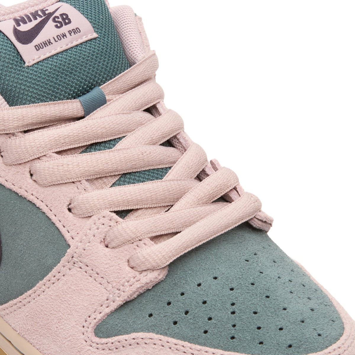 Nike SB Dunk Low Pro (Mineral Slate/Dark Raisin-Particle Rose)