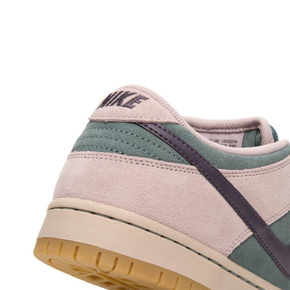Nike SB Dunk Low Pro (Mineral Slate/Dark Raisin-Particle Rose)