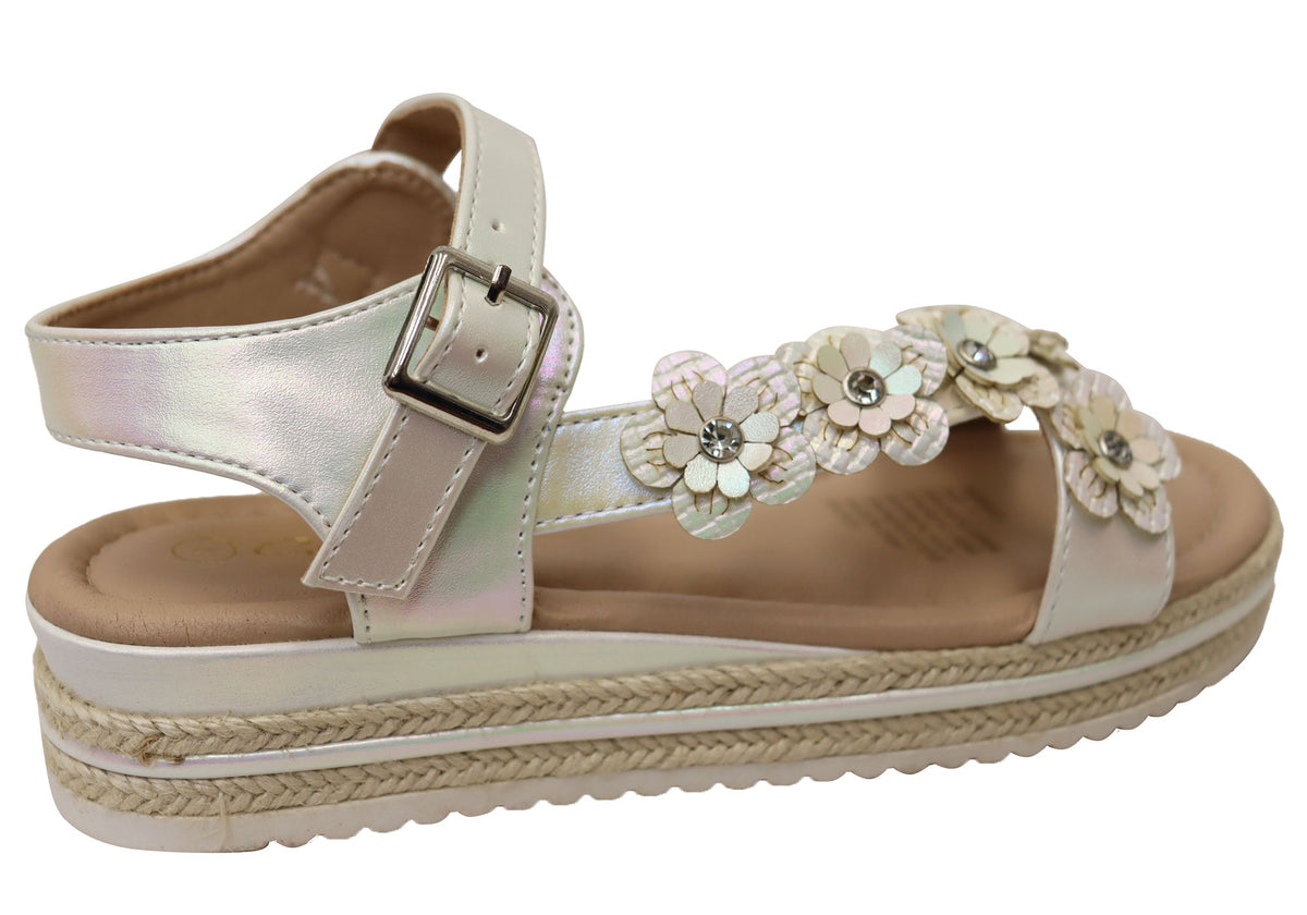 Grosby Farrah Kids Girls Comfortable Sandals White Shimmer