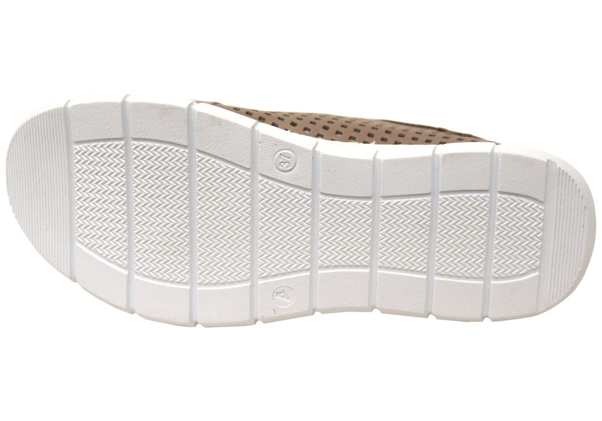 Cabello Comfort EG172 Womens Leather European Leather Casual Shoes