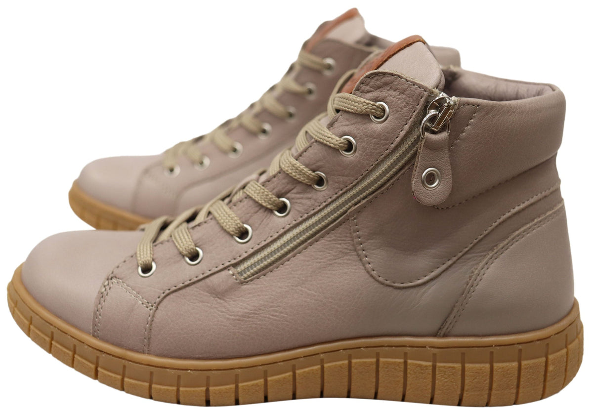 Cabello Comfort Reagan Womens Comfortable Leather European Ankle Boots