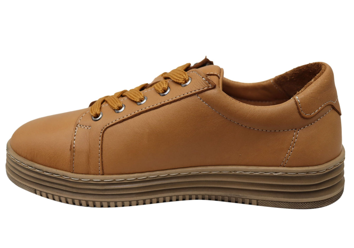 Cabello Comfort Cyra Womens Leather European Leather Casual Shoes