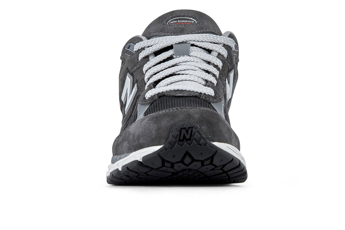 New Balance U2002RA - Black Cement/Black