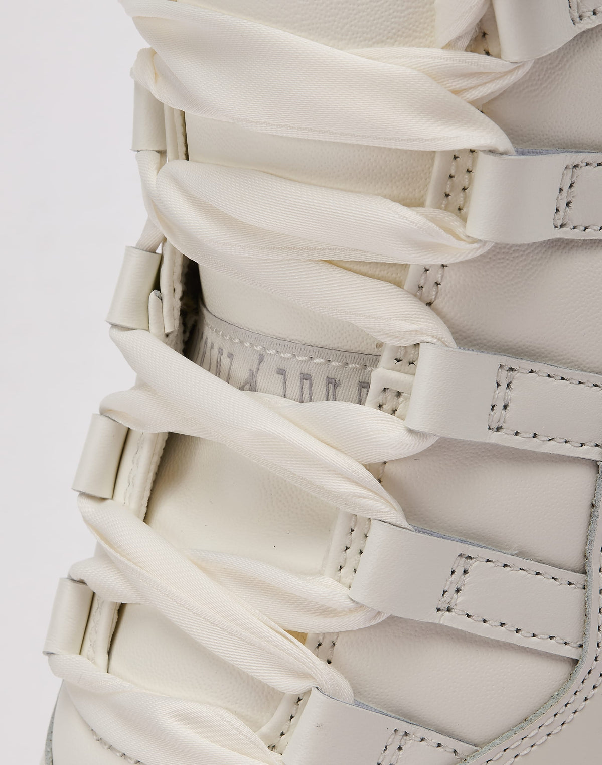 Jordan Air Jordan 11 Retro 'Pearl'