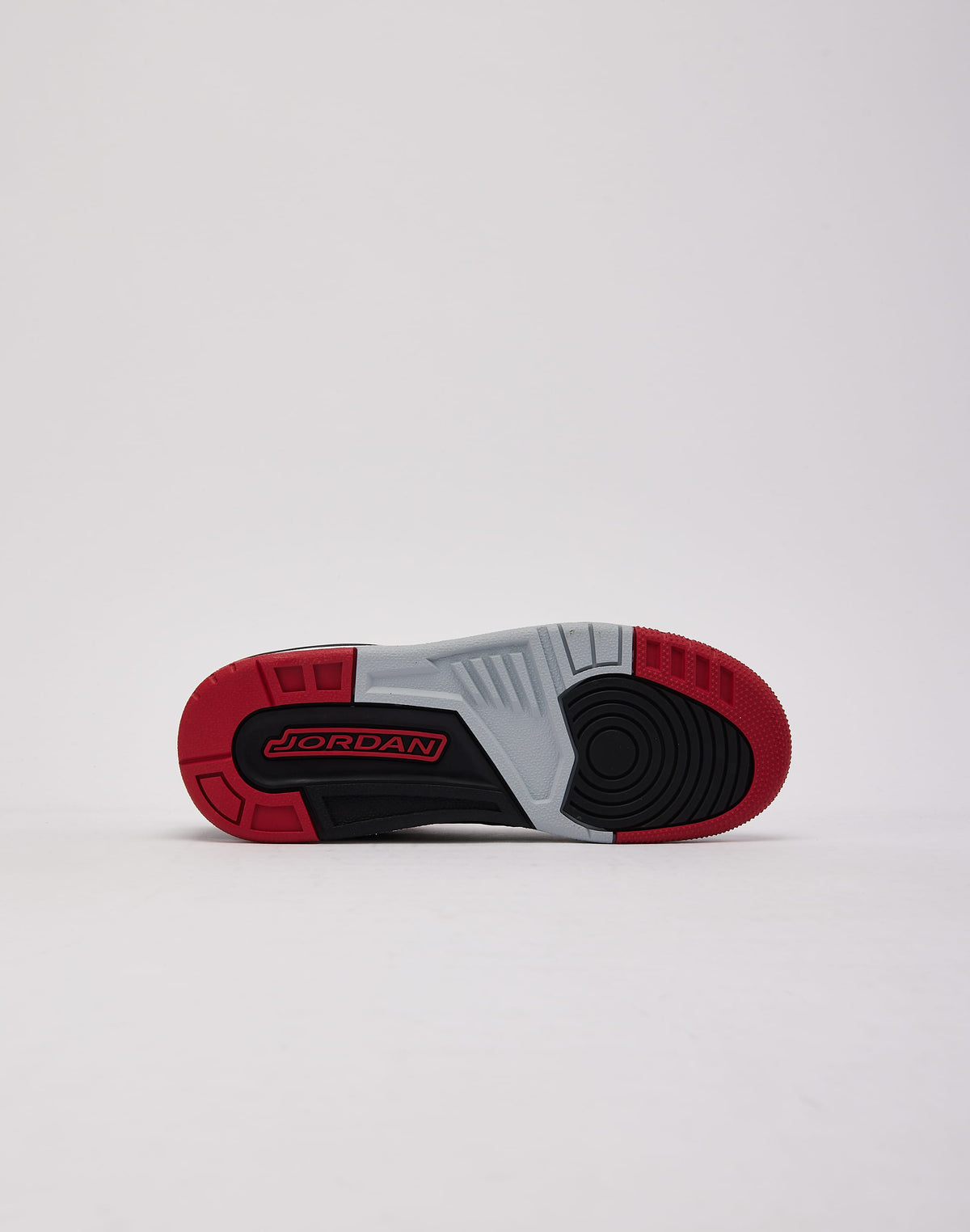 Jordan Spizike Low Grade-School