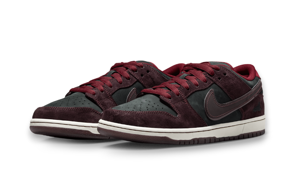 Nike SB Dunk Low Pro x Riot Skateshop