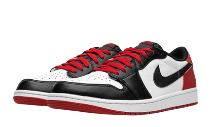 Jordan 1 Retro Low OG Black Toe (2023)